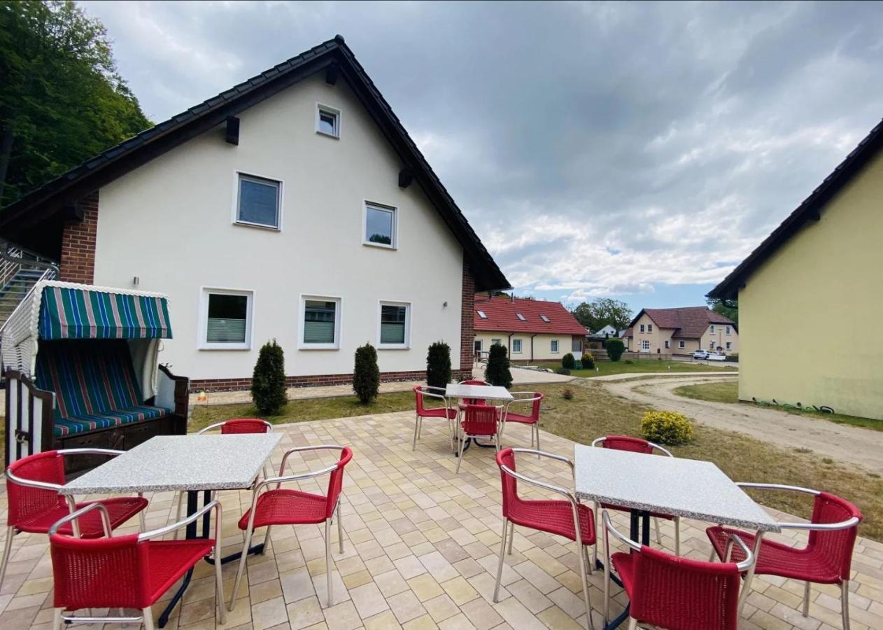 Bischofshof Apartment Sellin  ภายนอก รูปภาพ
